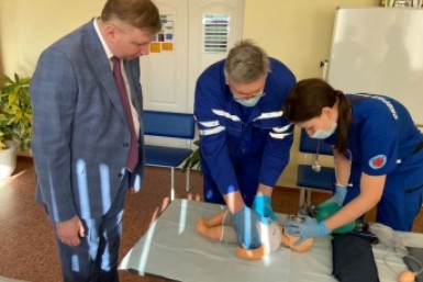 Итоги дня: как в пещере, тигриные шалости, отстаем по стадионам и Движение первых