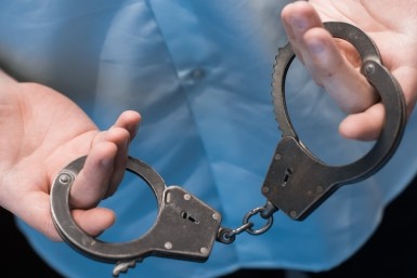 Итоги дня: триумф хоккеистов, погибли в пожаре, "Серебряная корюшка" и подарки на 8 марта