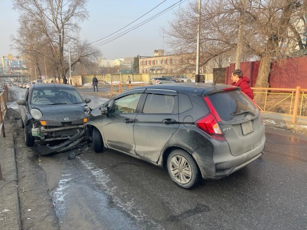 В утренний час пик трое несовершеннолетних пассажиров пострадали в ДТП в Хабаровске (ФОТО)