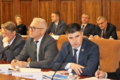 Итоги дня: уход министра, фальшивые купюры, вышвырнул бабушку, ЧВК "Редан"