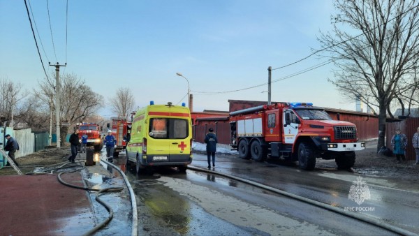 Склад хранения спортивной наградной продукции сгорел в Хабаровске