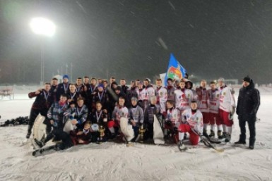 Итоги дня: триумф хоккеистов, погибли в пожаре, "Серебряная корюшка" и подарки на 8 марта