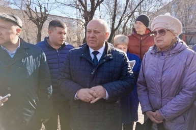 Итоги дня: летний маршрут, суперселфи, птицефабрика заработала, аферисты под стражей