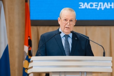 Итоги дня: Элла Памфилова в Хабаровске, тигры-сиамские близнецы, дороги перекроют