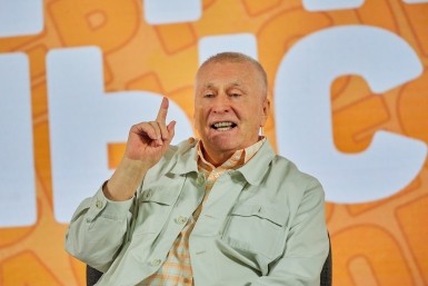 Итоги дня: пожар уничтожил школу, пророчества Жириновского и угасающий город