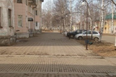 Итоги дня: провалился под лед, грандиозная стройка бассейна и гибель амурского тигра