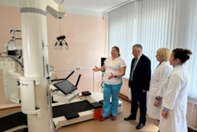 Итоги дня: летний маршрут, суперселфи, птицефабрика заработала, аферисты под стражей