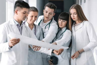 Итоги дня: скончался пешеход, новое назначение в мэрии и открытие переправы на "Покровке"