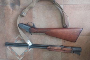 Итоги дня: питьевой брак, трупы в пожаре, "черный" оружейник и штрафы  за самовыгул собак