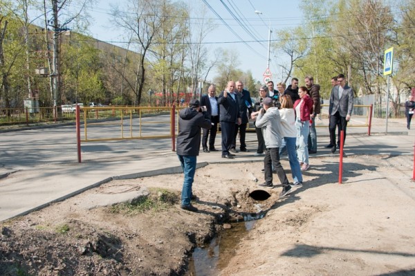 Наболевшую проблему с водоотведением на улице Сергеевской  в Хабаровске решат до 1 июня