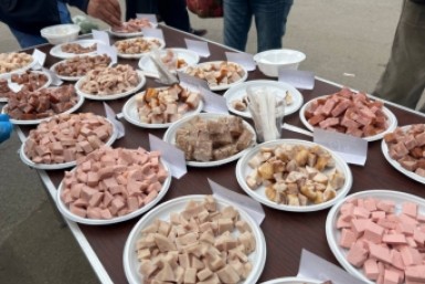 Итоги воскресного дня: вкусная ярмарка, вороватые гости и перспективы трудоустройства Итоги воскресного дня: вкусная ярмарка, вороватые гости и перспективы трудоустройства