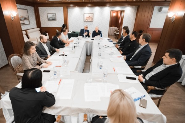 Что такое ГЧП, с чем его едят? Партнерство бизнеса и власти обсудили на площадке AmurMedia