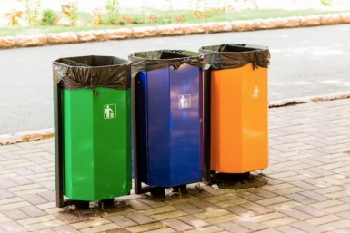 Итоги дня: задержан с икрой и осетриной, конфликт с полицией, третий бак и горит Дачный