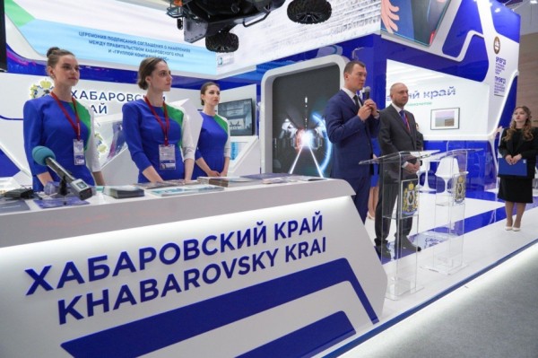 Все на восток! Михаил Дегтярев подписал соглашения о сотрудничестве с федеральными девелоперами