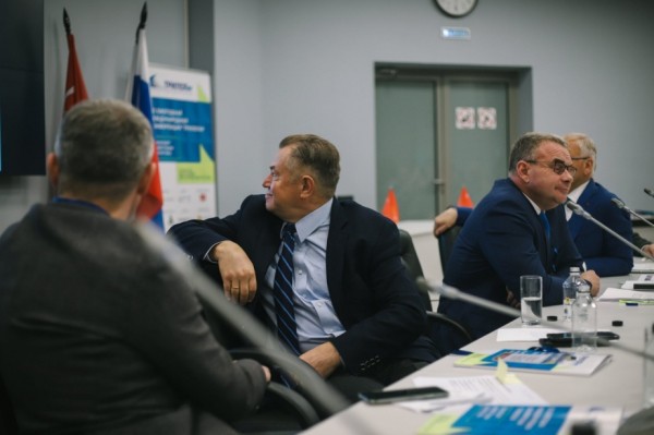 Возможности Восточного полигона РЖД обсудили на международной конференции на ПМЭФ