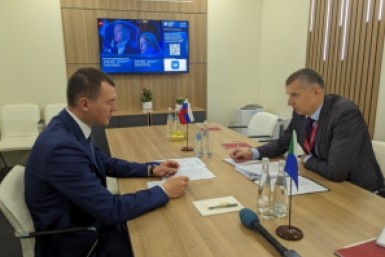 Итоги дня: рейсы на Бали, встреча с послом и сроки строительства межвузовского кампуса