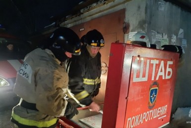 Итоги дня: учитель и доярка идут к успеху, ушел по ягоды и пропал в лесу и барак в огне