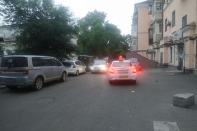 Итоги дня: стрельба из автомата, дефицит автозапчастей и дорога к морю