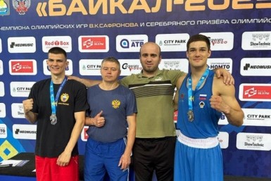 Итоги дня: сильные дожди, 100-летие российского волейбола и необычные скворечники