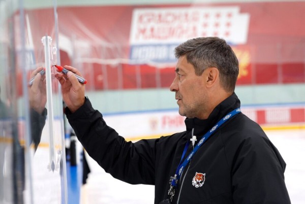 Кэмерон Ли: &laquo;В Канаде много выдумывают про Россию, сам убедился, что это неправда&raquo;