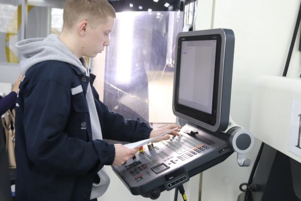 15 современных мастерских оборудуют в хабаровских техникумах в этом году