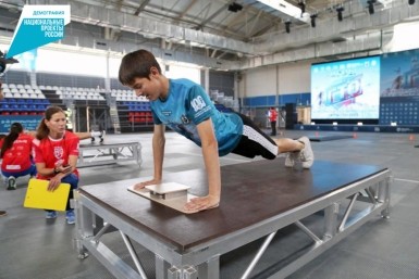 Итоги дня: дети без спорта, прокуратура разберется в потопе, автомобильный крестный ход