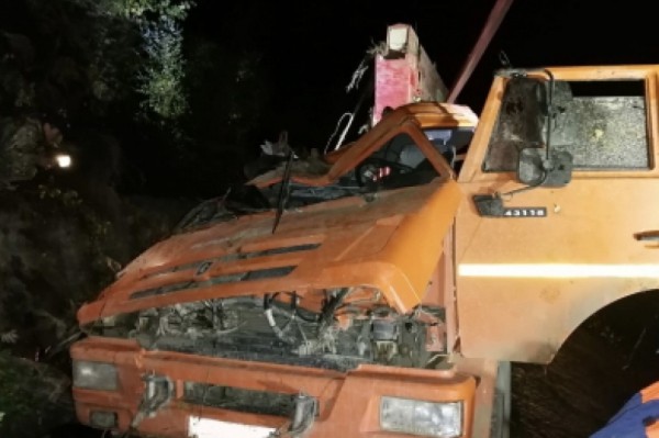 Погибли до приезда "скорой": пятеро мужчин угодили в смертельное ДТП в Солнечном районе