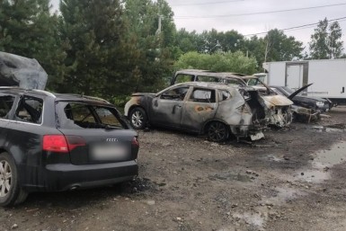 Итоги дня: поджог четырёх машин, молочная лаборатория и незаконная реклама