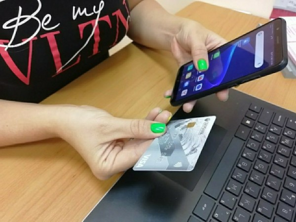 Свыше миллиона рублей выманили у комсомольчан аферисты всего за два дня