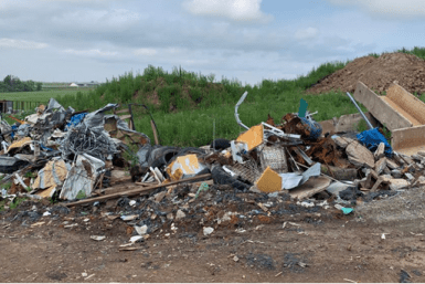 Итоги дня: цифровой помощник мэра,  конец жаре, опасный барак, 3 года бегал, СУ-35 на доме