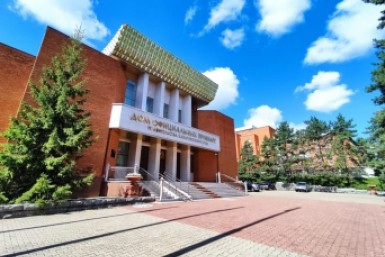 Итоги дня: цифровой помощник мэра,  конец жаре, опасный барак, 3 года бегал, СУ-35 на доме