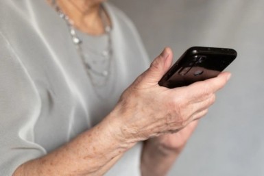 Итоги дня: опасные краны, спасение рыбаков, рыба с душком и трудовая молодежь в деле