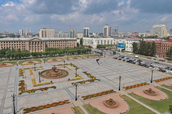 Небоскреб построим, в 90-х был свой порядок - экономист, бизнесмен Александр Сидоренко Небоскреб построим, в 90-х был свой порядок - экономист, бизнесмен Александр Сидоренко