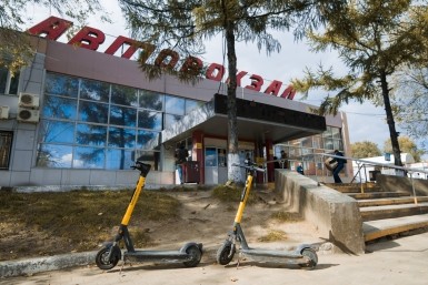 Итоги дня: прибавка врачам, 100 млн отельерам, шоу в защиту тигра и странное похищение