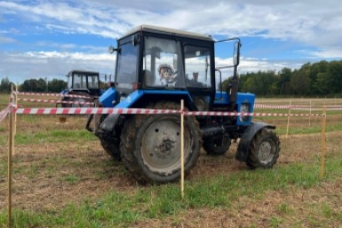 Итоги дня: сказка-мистерия, прокати, тракторист, погорельцы в рубашке и день равен ночи