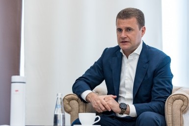 Итоги дня: контракты на 72 млрд, некая агломерация, дети на Шантарах, страшные томаты