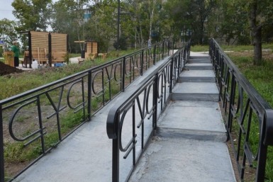 Итоги дня: отравление при пожаре, Денежный сквер, горячие батареи и угроза от большой воды