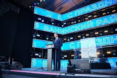 Итоги дня: сбил людей и сбежал, лучшая семья, 50 лет Ванинскому району и второй краболов