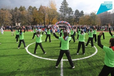 Итоги дня: пьяные дебоширы, крабовые аукционы и осенний призыв