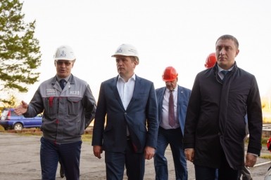 Итоги дня: "Ветер перемен", тест для таксиста, школьный драчун и игры на рабочем месте