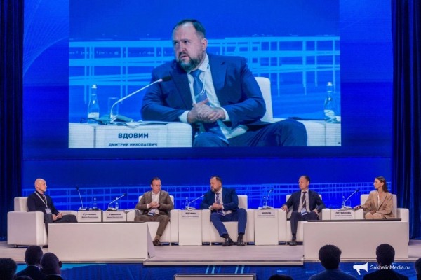 Развитие нефтегазового индустриального парка обсудили на форуме "Нефть и газ Сахалина"