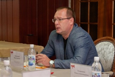 Итоги дня: присяжные, на которых надавили, как стать пилотом беспилотника и спасение юного поджигателя