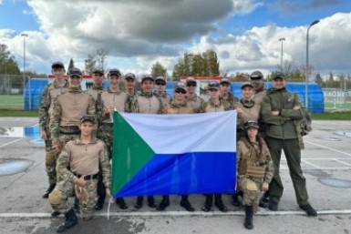 Итоги недели: автобусы для школ, погибший чемпион, долгостроев все меньше