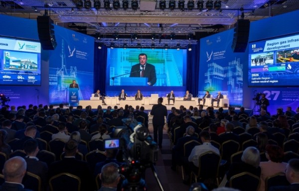 Антон Зайцев: об итогах "Нефть и газ Сахалина 2023", развитии портов и диалоге с бизнесом