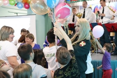 Итоги дня: пьяные дебоширы, крабовые аукционы и осенний призыв