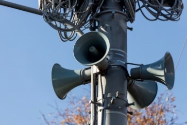 Итоги дня: лжемедики в суде, грозы грядут, Сеть в селе, а сирены  завоют в среду