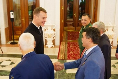 Итоги дня: советский дух, смертоносный пожар, криминальное топливо и "зеленый" юбилей