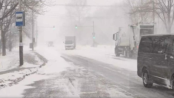 Мощный снегопад обрушился на Хабаровский край
