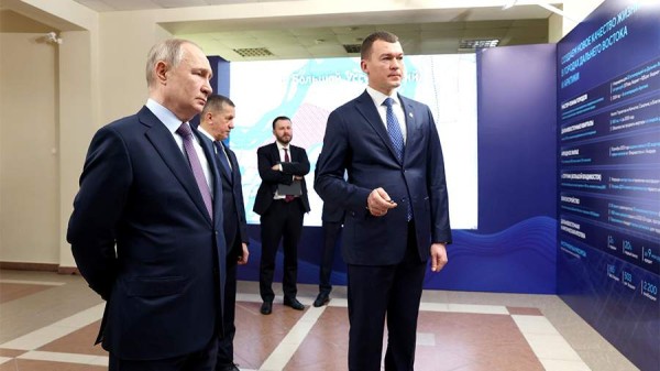 Дегтярев сообщил Путину о повышении минимальной зарплаты в крае на 10%
