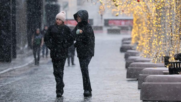 Жителей Хабаровского края предупредили о метелях и сильном ветре
